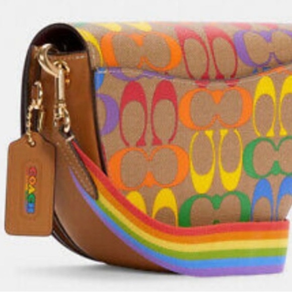 Coach Multicolor rainbow 🌈 Signature Crossbody Bag and wallet set!!! Rare!!! - Picture 2 of 10